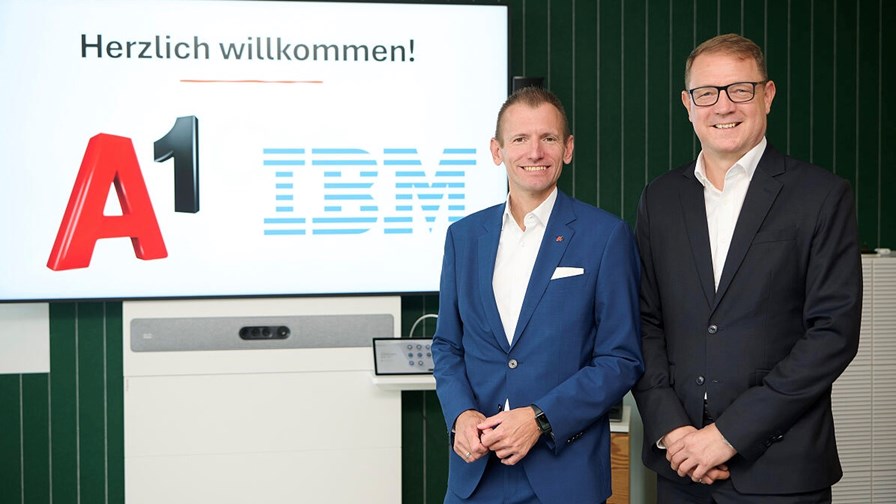 Martin Resel, deputy CEO of A1 (left) and Marco Porak, general manager of IBM Austria.