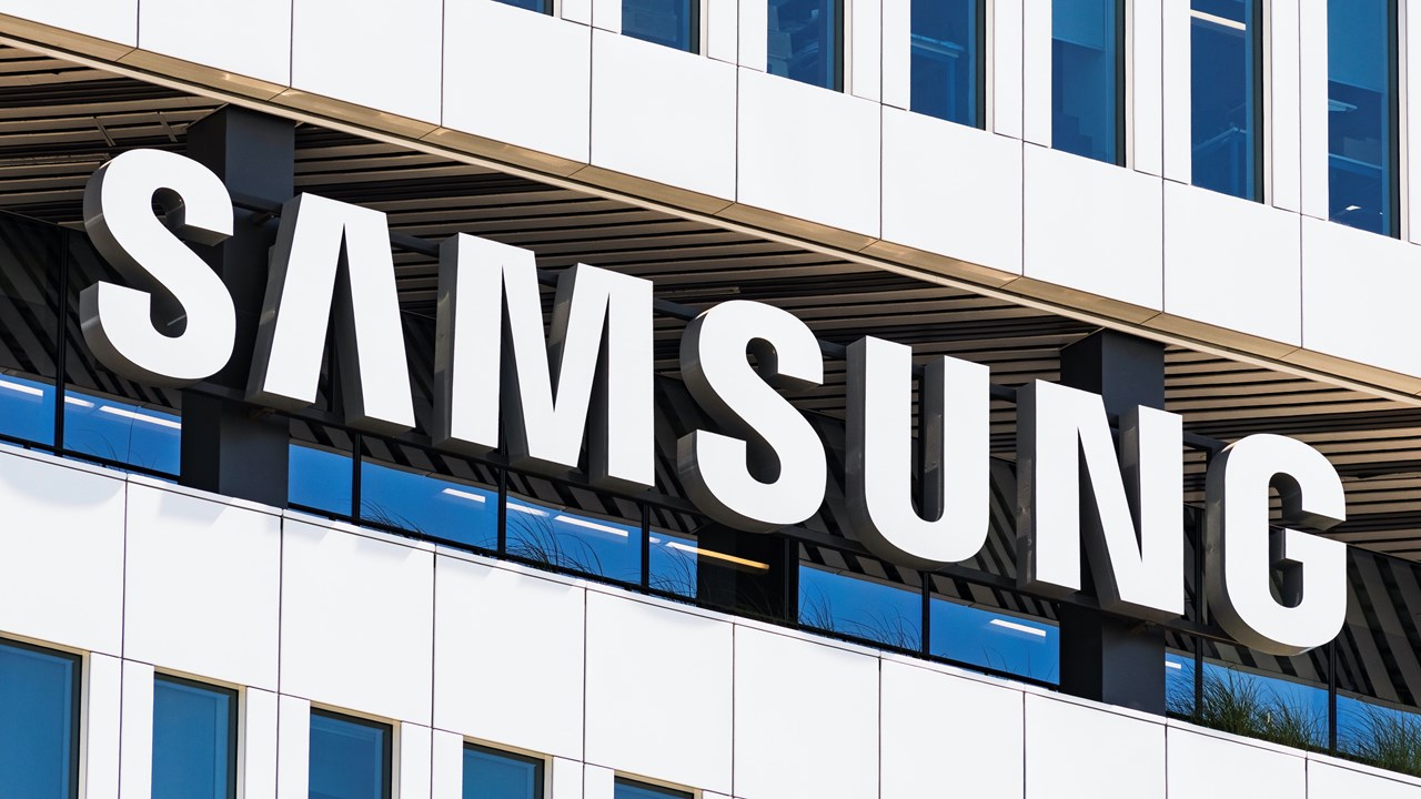 What’s up with… Samsung, M&A in Canada, Orange and Telenet