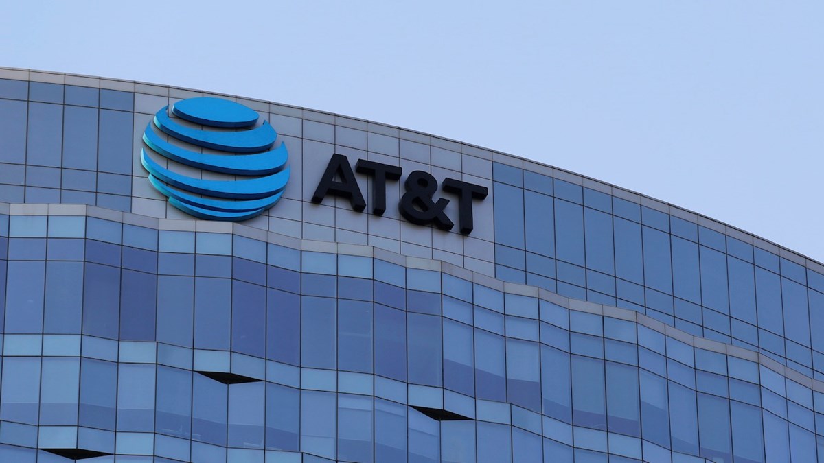 What’s up with… AT&T, Netomnia, Pure Storage