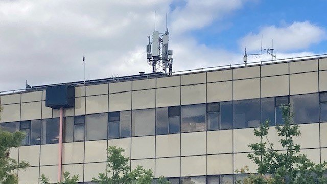 Eyes on the prize: BT pioneers four-carrier aggregation on a 5G ...