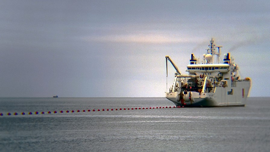 Cable Ship Rene Descartes © Flickr/cc-licence/Mark Stainton