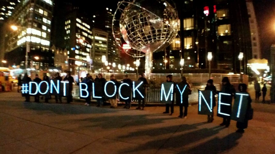via Flickr © Backbone Campaign (CC BY 2.0) via Flickr © Backbone Campaign (CC BY 2.0)