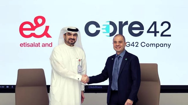 Abdulla Ebrahim Al Ahmed, chief government and VVIP relations officer at e& UAE (left), and Sherif Tawfik, chief business officer at Core42 (image courtesy of e& UAE).