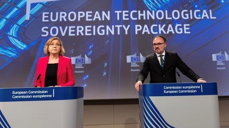EC commissioners Henna Virkkunen, executive VP for Tech Sovereignty, Security and Democracy and Dan Jørgensen, Commissioner for Energy and Housing, unveil the tech sovereignty package.