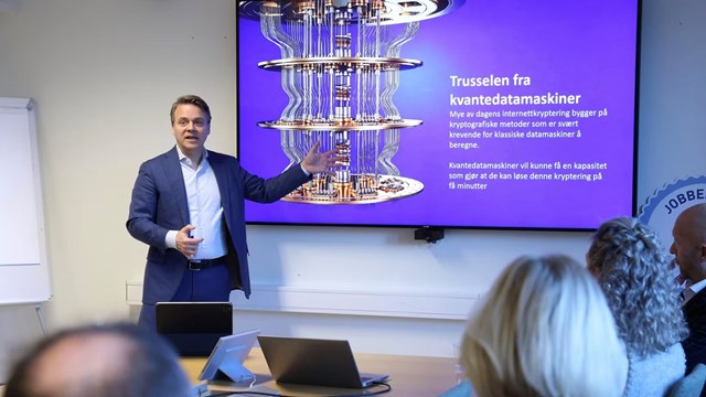 GlobalConnect CEO Martin Lippert at Akershus University Hospital.