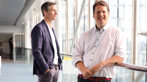 Proximus CEO Guillaume Boutin (left) and Odoo founder and CEO Fabien Pinckaers pose for their album cover photo shoot.