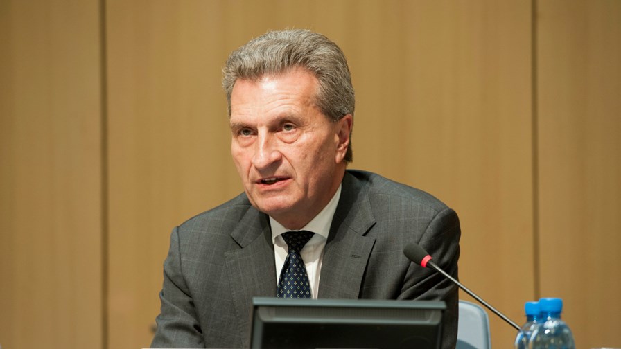 via Flickr © ITU Pictures (CC BY 2.0) via Flickr © ITU Pictures (CC BY 2.0)