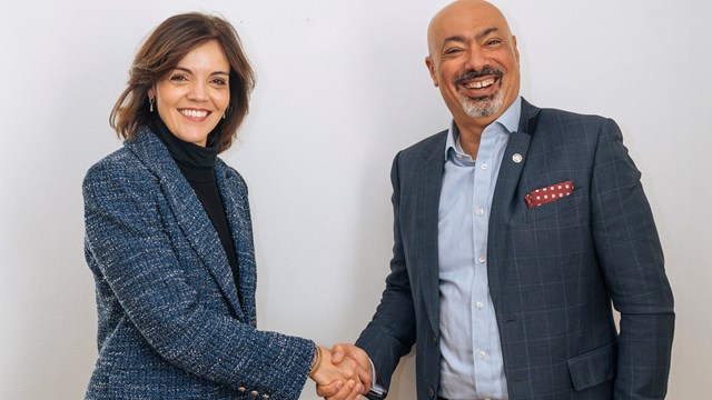 IBM SVP and chair for Europe, the Middle East, Africa and Asia Pacific, Paula Assis seals the deal with Hatem Dowidar, Group CEO at e&.