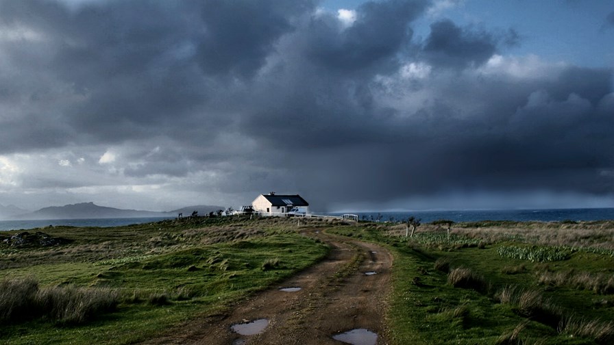 via Flickr © overgraeme (CC BY 2.0) via Flickr © overgraeme (CC BY 2.0)