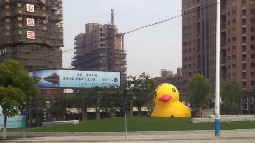 Jiaxing city (no, we don't know what's going on with the giant rubber duck either) © Flickr/cc-licence/Tzuhsun Hsu Jiaxing city (no, we don't know what's going on with the giant rubber duck either) © Flickr/cc-licence/Tzuhsun Hsu