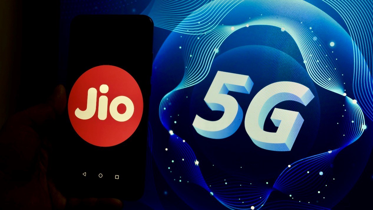 India's Jio to splash $25bn on achieving nationwide 5G coverage by end of  2023 | TelecomTV