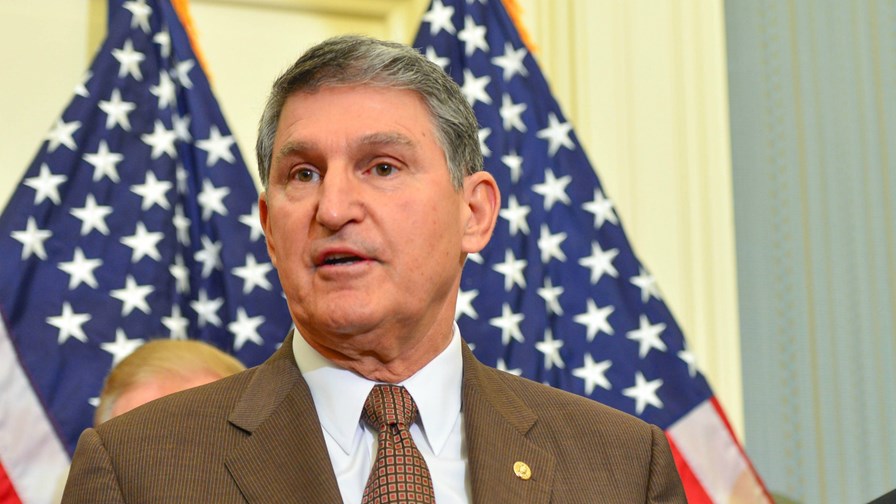 Senator Joe Manchin via Flickr ©  Senate Democrats (CC BY 2.0)