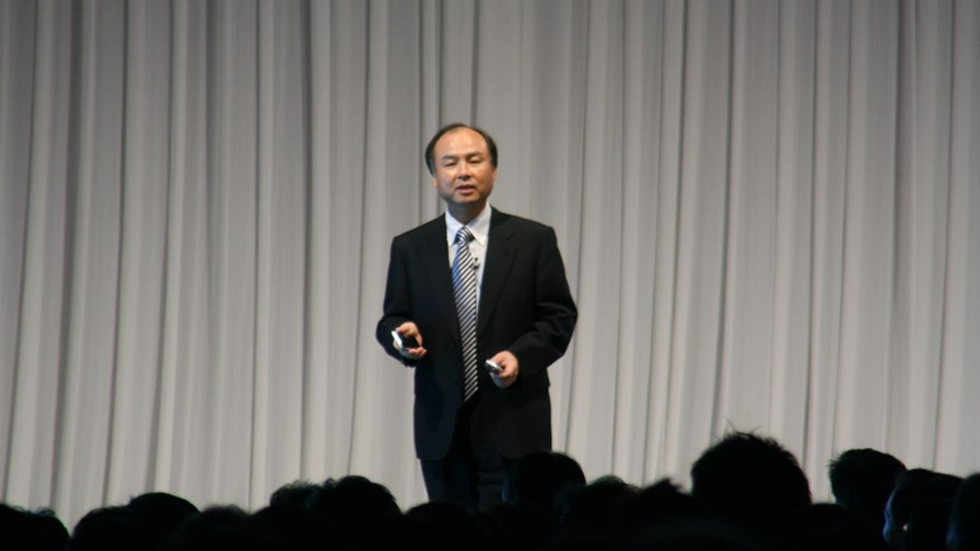 via Flickr © Nobuyuki Hayashi (CC BY 2.0) via Flickr © Nobuyuki Hayashi (CC BY 2.0)