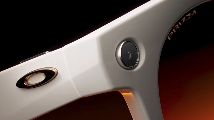 The Oakley Meta HSTN glasses feature an integrated camera and many more tech features.