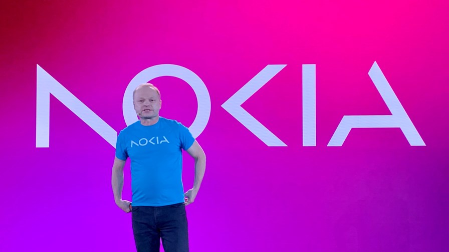 Nokia CEO Pekka Lundmark shows off the vendor's new logo. 
