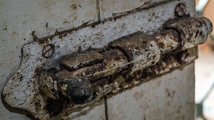 via flickr © darkday (CC BY 2.0) via flickr © darkday (CC BY 2.0)