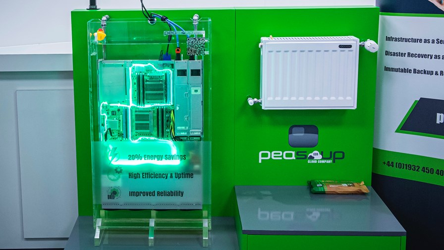 BT demonstrates immersion of datacentre equipment with PeaSoup during BT’s Sustainability Festival at Adastral Park, UK. BT demonstrates immersion of datacentre equipment with PeaSoup during BT’s Sustainability Festival at Adastral Park, UK.