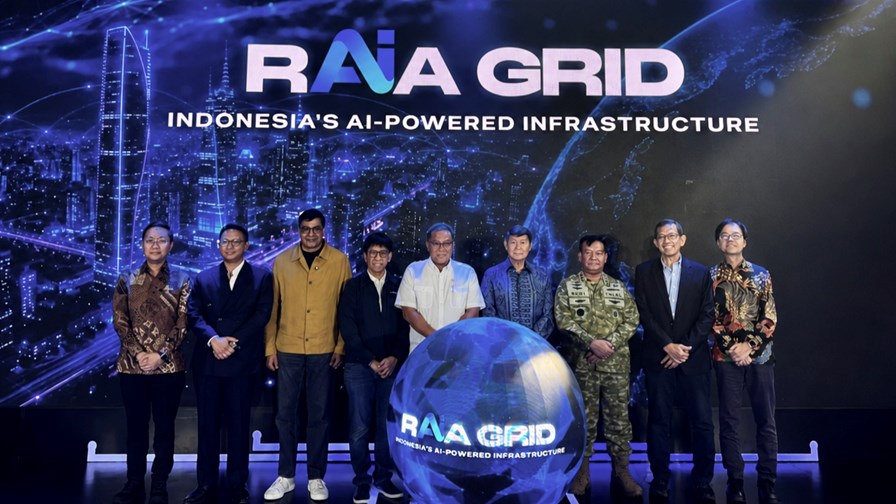 Industry executives including IOH's president and CEO Vikram Sinha (third from the left) line up to launch the RAIA Grid.