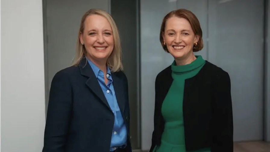 Accenture CEO Julie Sweet (left) and Telstra CEO Vicki Brady (right) are forming an AI joint venture. 