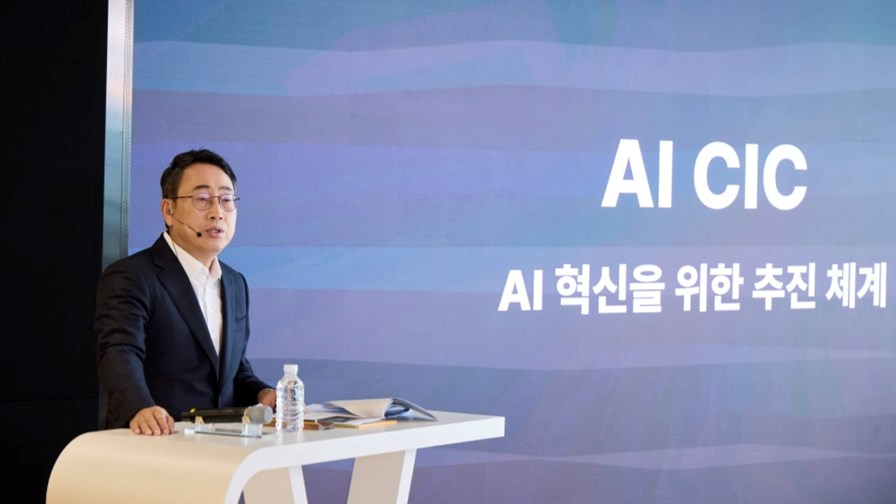 Ryu Young-sang, CEO of SK Telecom, unveils the plans for the AI CIC (company in company).
