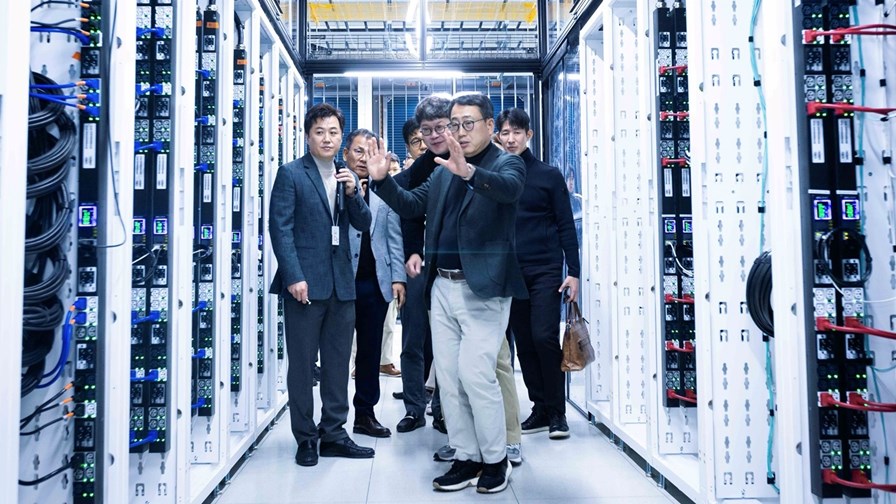 SK Telecom's CEO, Ryu Young-sang, puts the company's GPU-as-a-service in the frame at the telco's Gasan datacentre. SK Telecom's CEO, Ryu Young-sang, puts the company's GPU-as-a-service in the frame at the telco's Gasan datacentre.