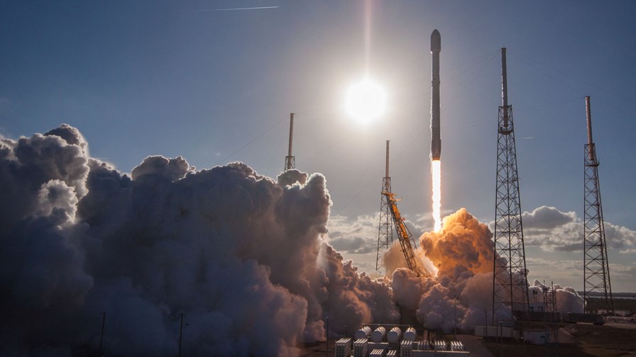 © SpaceX © SpaceX