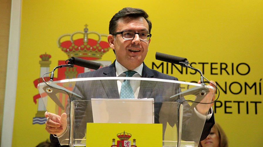 Any more bids? Roman Escolano, Spain’s Economy Minister © MINECO