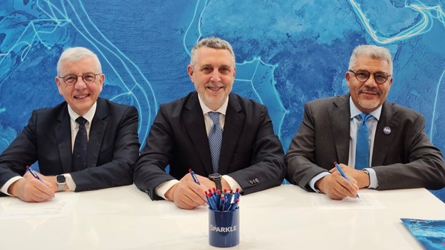 Elettra Tlc president Didier Dillard (left), Enrico Maria Bagnasco, CEO of Sparkle (middle) and Paul Gable, VP of sales and marketing, ASN. 