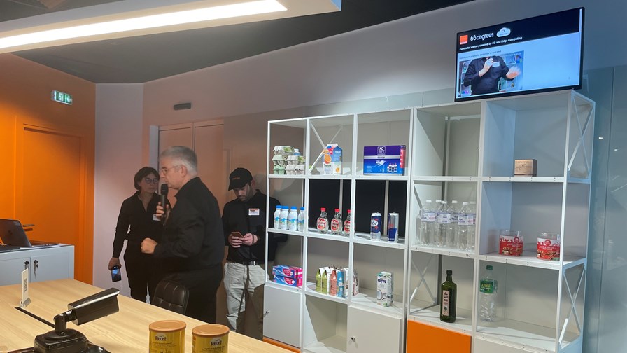 Orange demonstration of a camera which uses 5G and edge computing capabilities to alert when stock at a store needs to be refilled. Orange demonstration of a camera which uses 5G and edge computing capabilities to alert when stock at a store needs to be refilled.