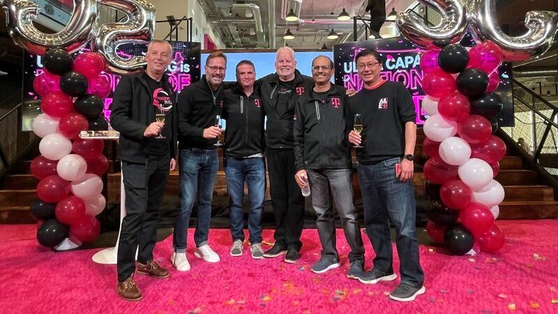 Left to right: Ulf Ewaldsson, Mike Sievert, Mike Simpson, Neville Ray, Abdul Saad and John Saw. Left to right: Ulf Ewaldsson, Mike Sievert, Mike Simpson, Neville Ray, Abdul Saad and John Saw.