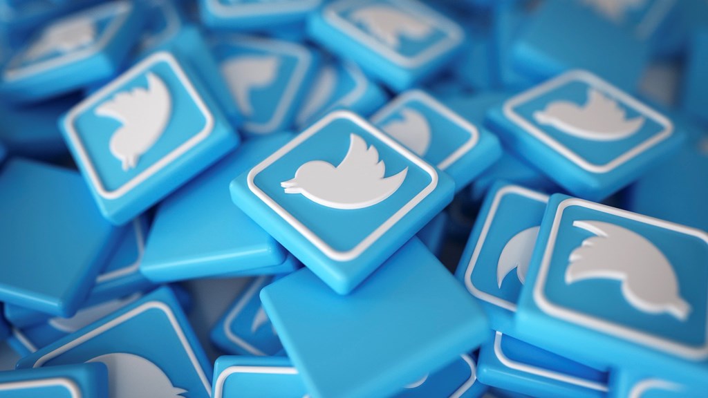 What's up with… Twitter, Apple and Google, Pharrowtech, Digital Platforms & Services - Vimarsana News