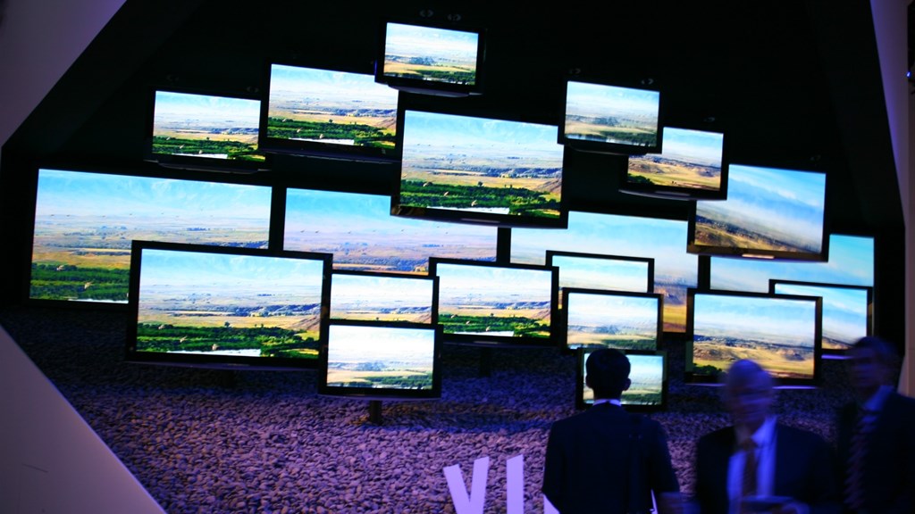 Content is no longer king for the US telco giants - Vimarsana News