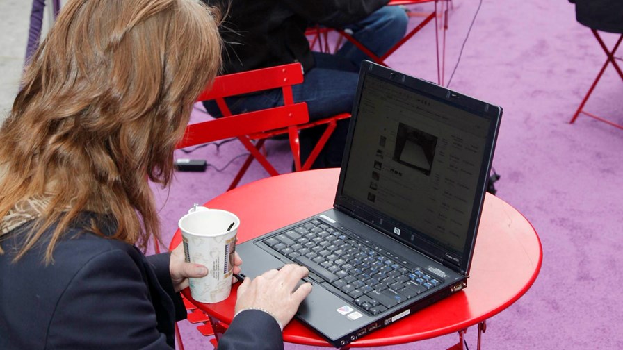 via Flickr © Yahoo (CC BY 2.0) via Flickr © Yahoo (CC BY 2.0)