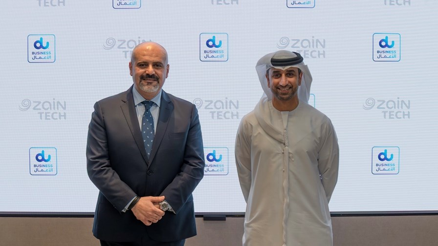 Andrew Hanna, ZainTech CEO (left) and Fahad Al Hassawi, du CEO (right) Andrew Hanna, ZainTech CEO (left) and Fahad Al Hassawi, du CEO (right)